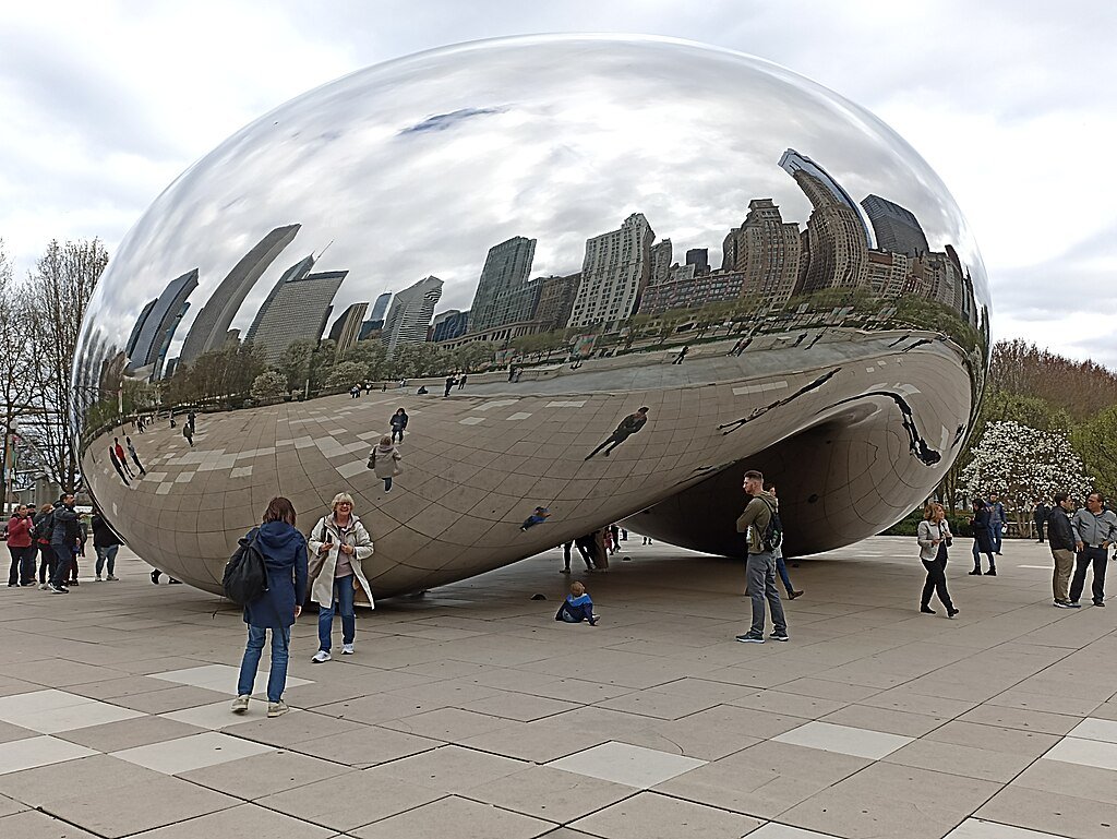 Anish Kapoor’s Cloud Gate inspires countless visitors to Chicago’s Millennium Park to photograph their distorted reflection in its mirrored surface. Photo by MorenaClara, courtesy of Wikimedia Commons.