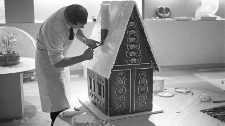 Albert Hadener with his gingerbread house