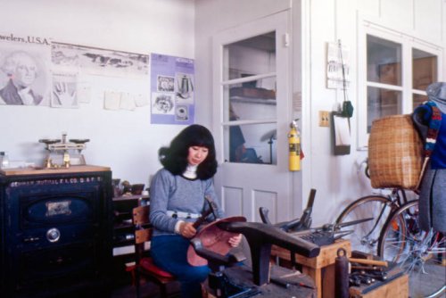 Hiroko Sato-Pijanowski in her studio, 1977