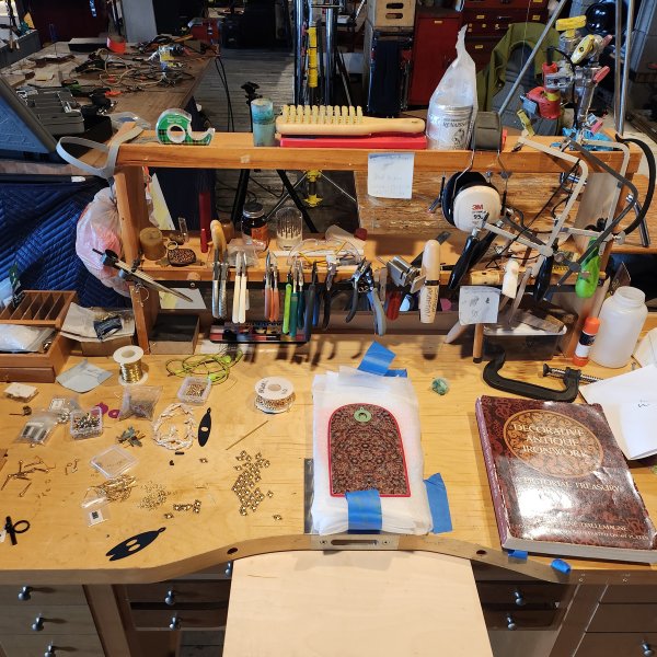 Almajidi’s jeweler’s bench showcasing many tools.