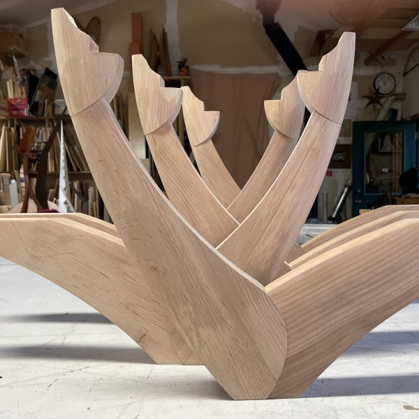Limbs under construction for the Kumo coffee table, 2022, sustainably harvested local alder. Photo by Seth Rolland. 